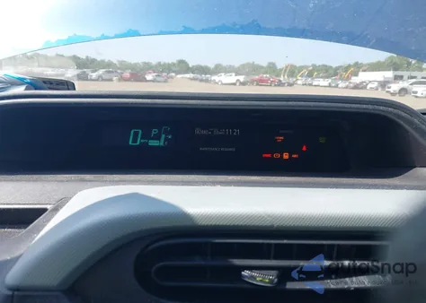 2012 Toyota Prius C Two from USA, damaged, VIN JTDKDTB3XC1526768